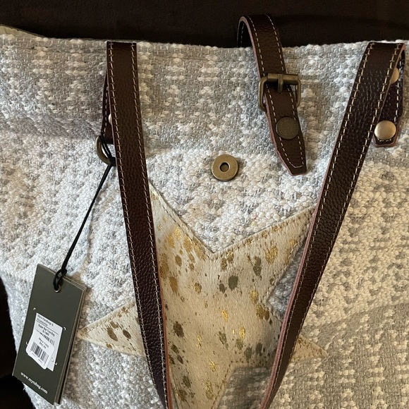 Myra Leather and Fabric Superstar Tote Bag NWT 16 X 16 - Picture 8 of 15